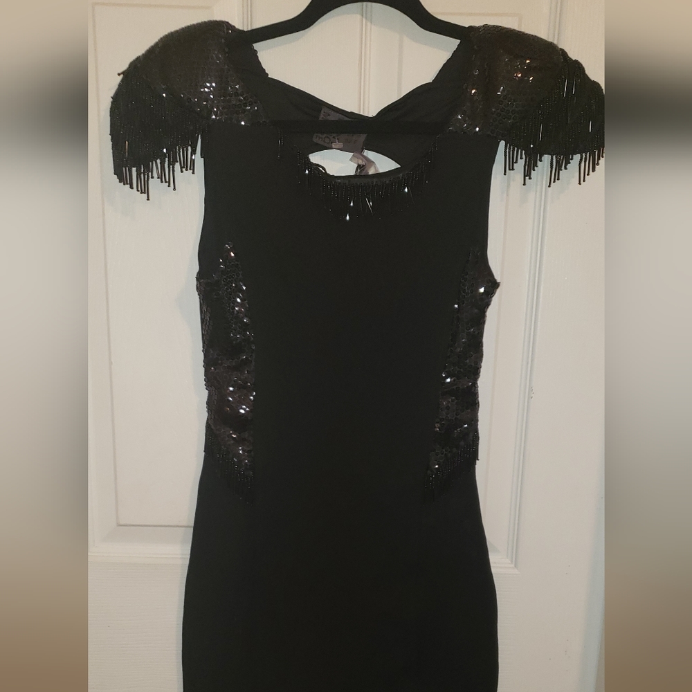 Hunt No More Black Beaded Cocktail Dress  Sz 10 NWT Cap Sleeves.